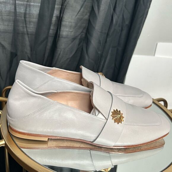 Stuart Weitzman Star Flat Loafer - Picture 3 of 7